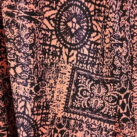 Susan Graver stretch pants medium crop - Picture 3 of 4